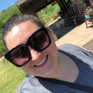 Meet your Posher, Sarah